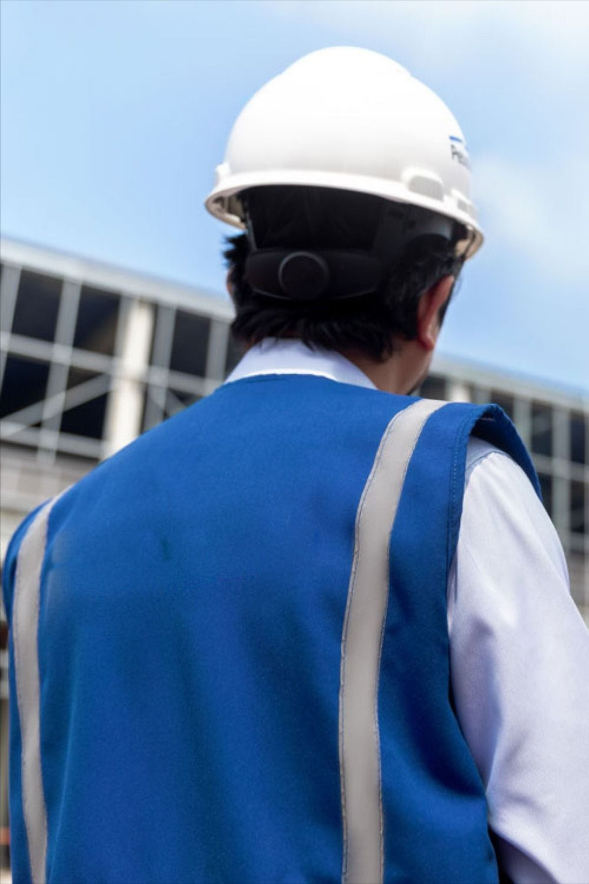 Field Services & Dispatch in a contemporary, sunlit workplace